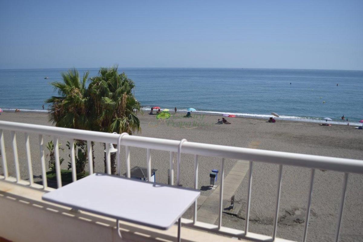 Algarrobo Costa Primera Linea De Playa Duplex Extérieur photo